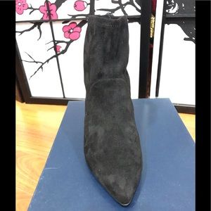 Cole Haan boots size 7.5 (ID.VN)